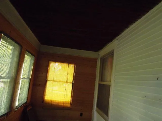 1500 Hull Street NE Sparta, MI 49345