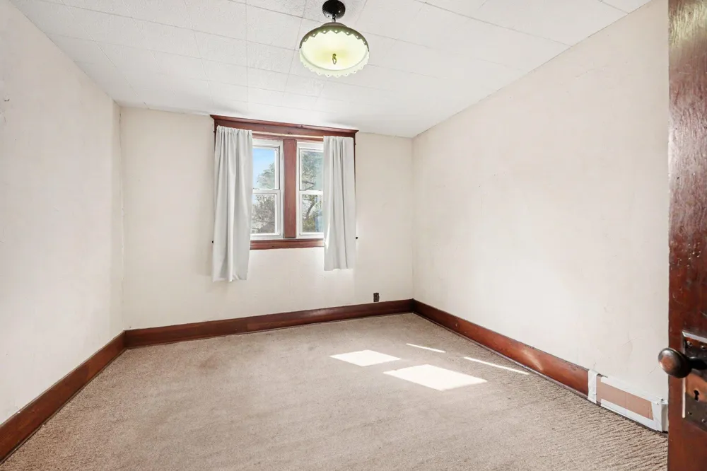 1500 Hull Street NE Sparta, MI 49345