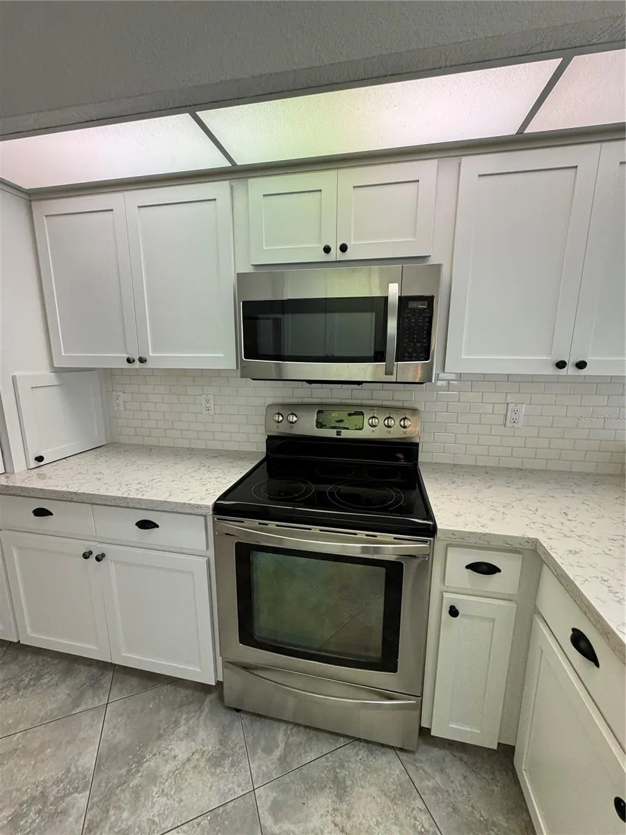 7565 JOMEL DRIVE Weeki Wachee, FL 34607
