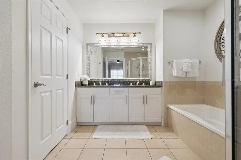 7651 WHISPER WAY #204 Reunion, FL 34747