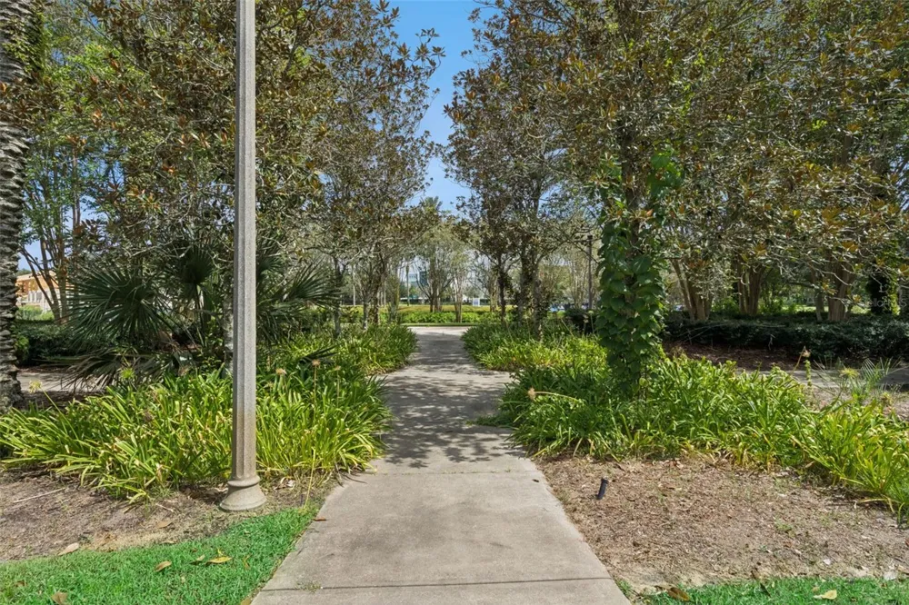 7651 WHISPER WAY #204 Reunion, FL 34747
