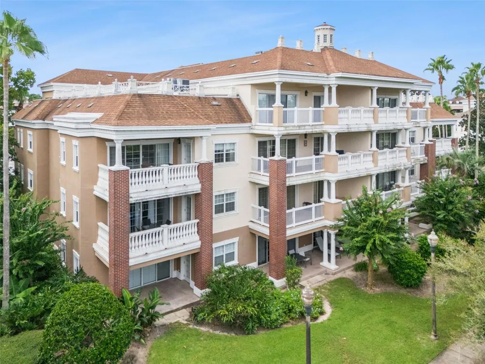 7651 WHISPER WAY #204 Reunion, FL 34747
