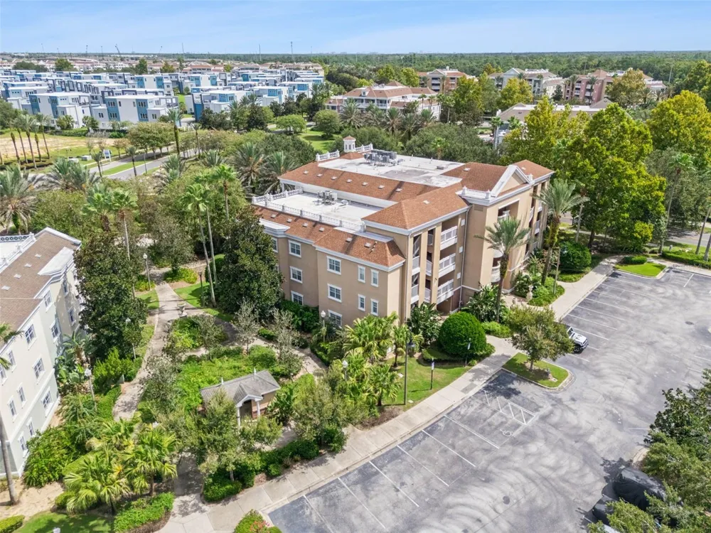 7651 WHISPER WAY #204 Reunion, FL 34747