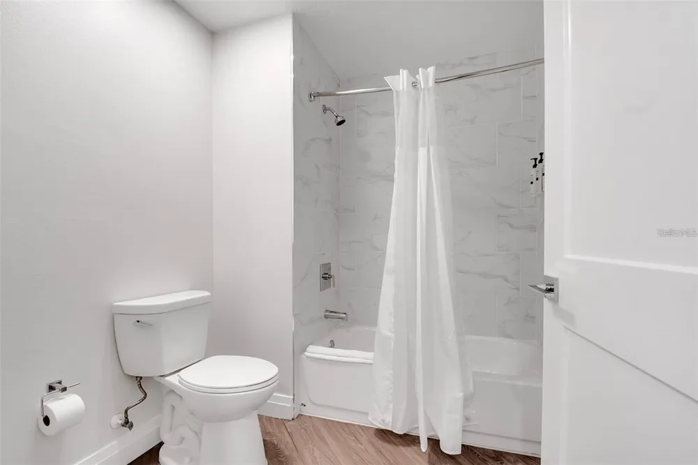 14501 GROVE RESORT AVENUE #2221 Winter Garden, FL 34787