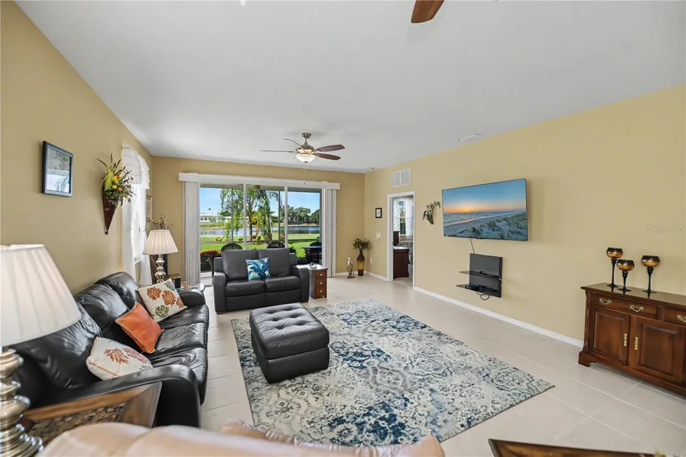25545 HERITAGE LAKE BOULEVARD #21 Punta Gorda, FL 33983