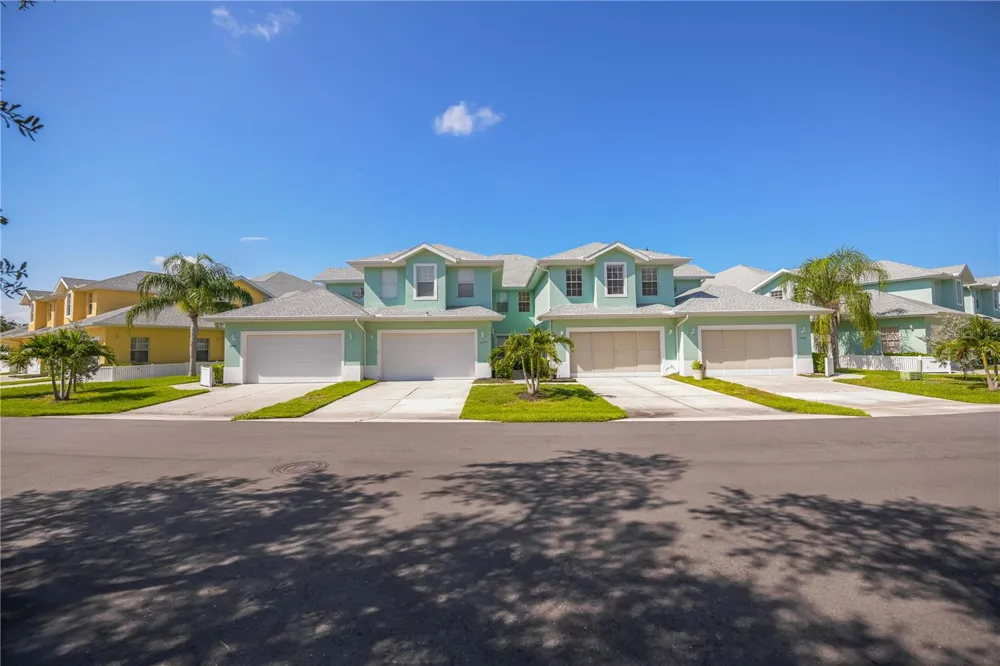 25545 HERITAGE LAKE BOULEVARD #21 Punta Gorda, FL 33983