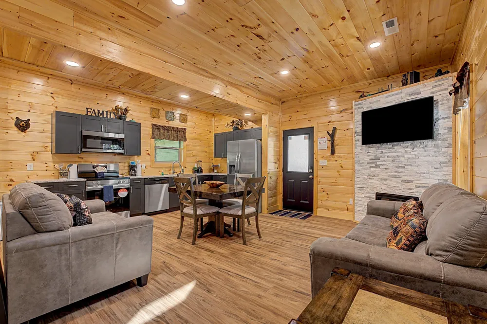1423 School House Gap Rd Sevierville, TN 37876