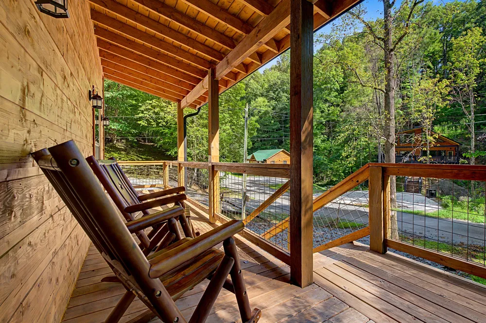 1423 School House Gap Rd Sevierville, TN 37876