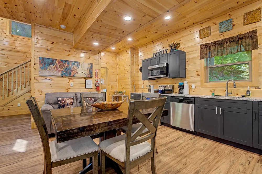 1423 School House Gap Rd Sevierville, TN 37876