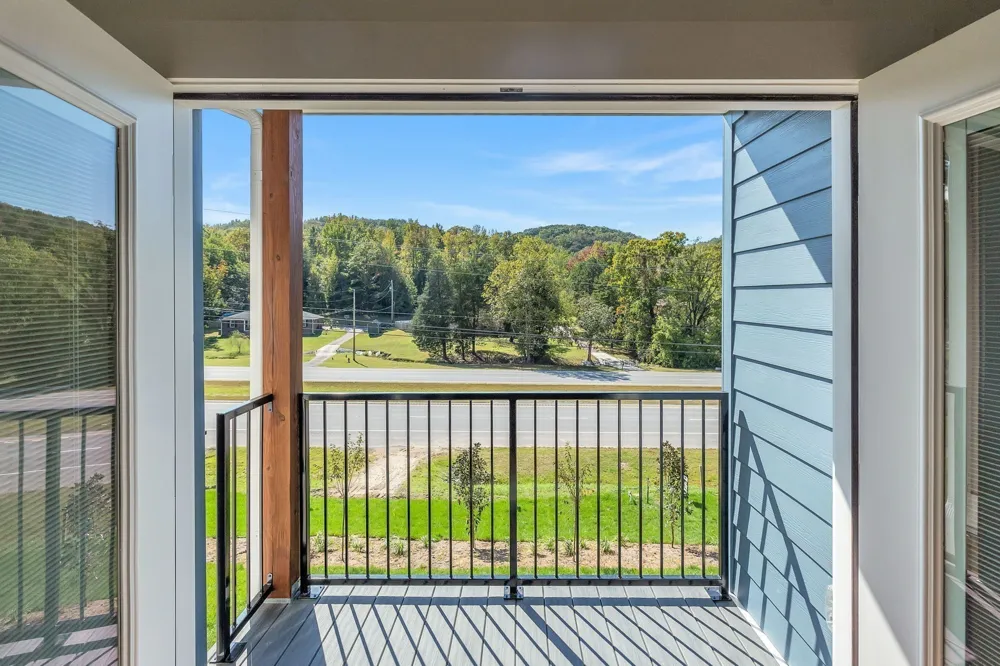 1809 Hwy 12 S #5 Ashland City, TN 37015