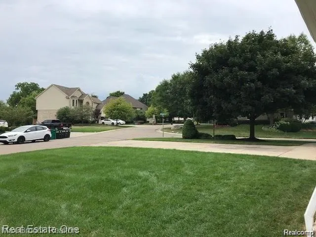 37899 McKenzie Court Farmington Hills City, MI 48331