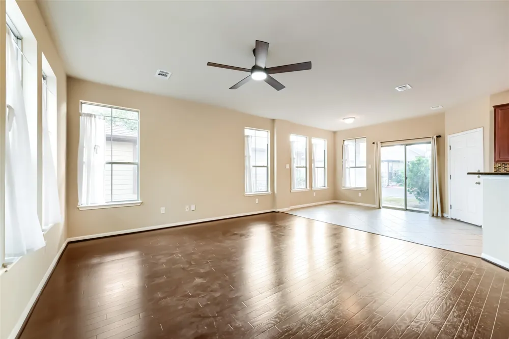 11400 Parmer Lane #103 Cedar Park, TX 78613