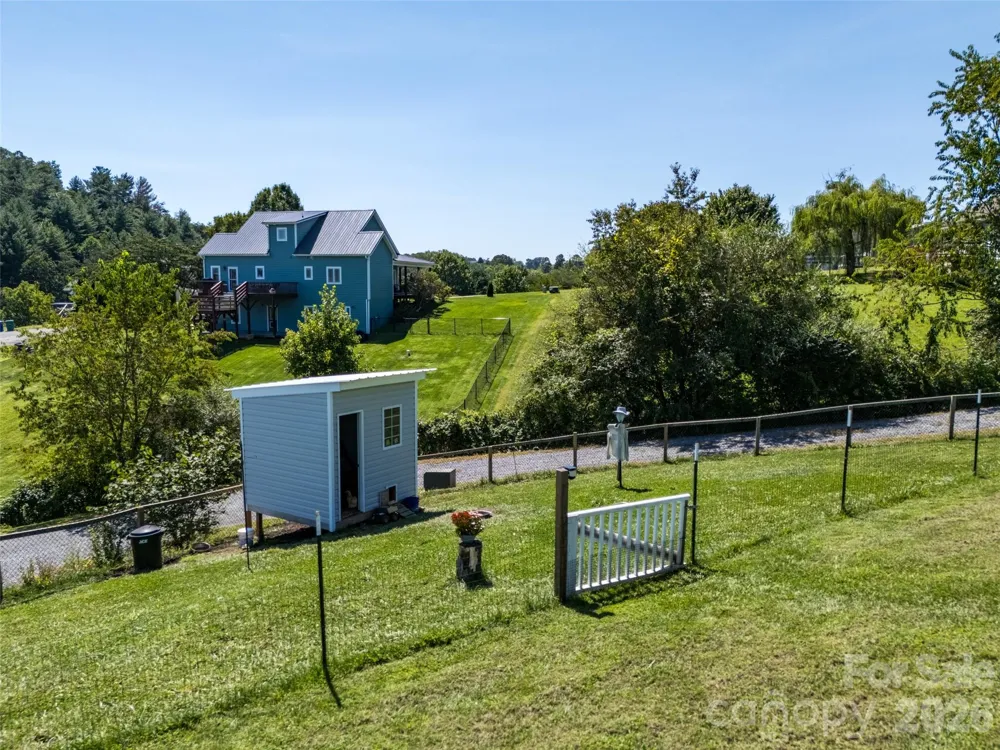 257 Tipton Hill Road Leicester, NC 28748