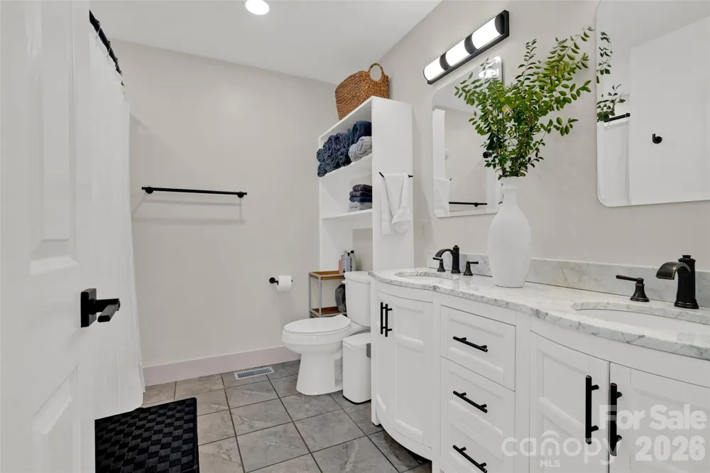 257 Tipton Hill Road Leicester, NC 28748