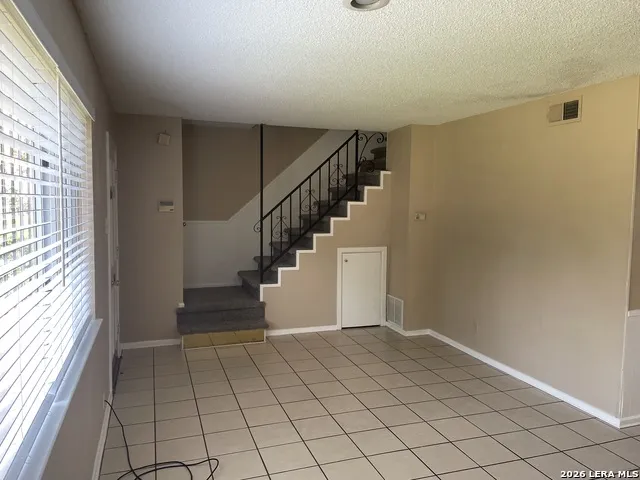 113 E SILVER SANDS DR San Antonio, TX 78216