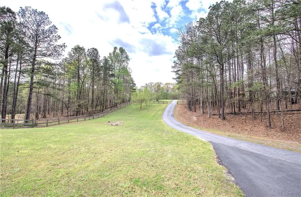 100 Buckwood Farms Path Dallas, GA 30132