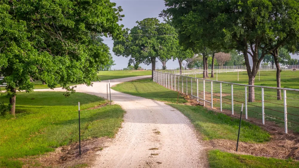 24183 S US 281 Hico, TX 76457