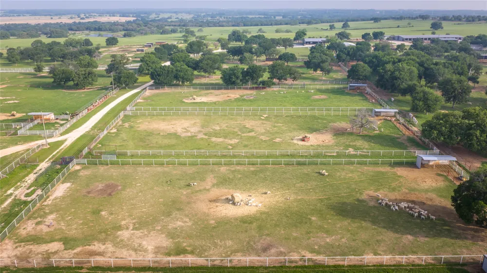 24183 S US 281 Hico, TX 76457