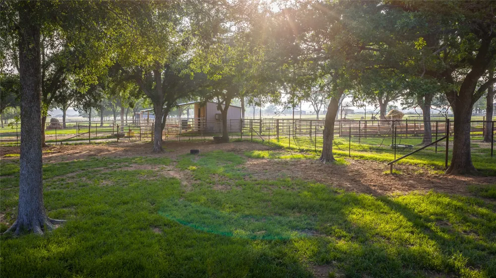 24183 S US 281 Hico, TX 76457
