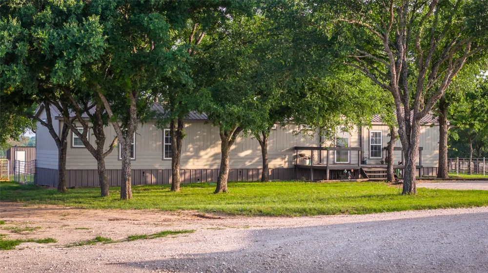 24183 S US 281 Hico, TX 76457