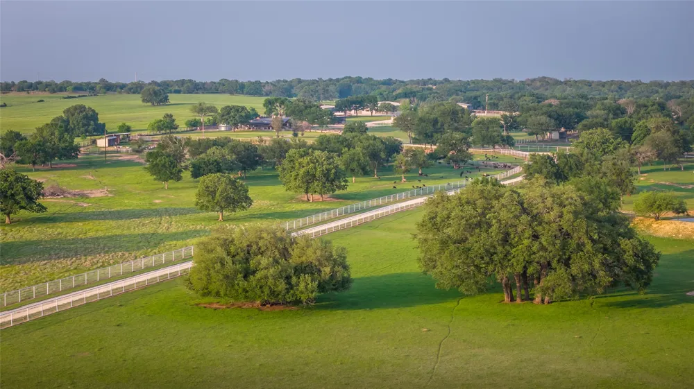 24183 S US 281 Hico, TX 76457