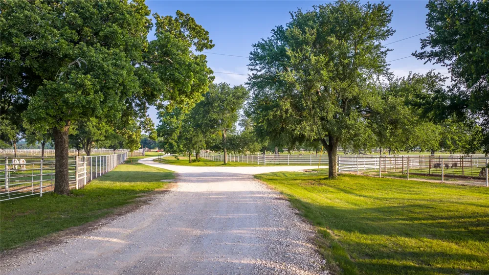 24183 S US 281 Hico, TX 76457