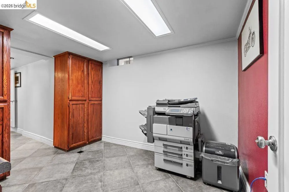 2214 U ST Sacramento, CA 95818