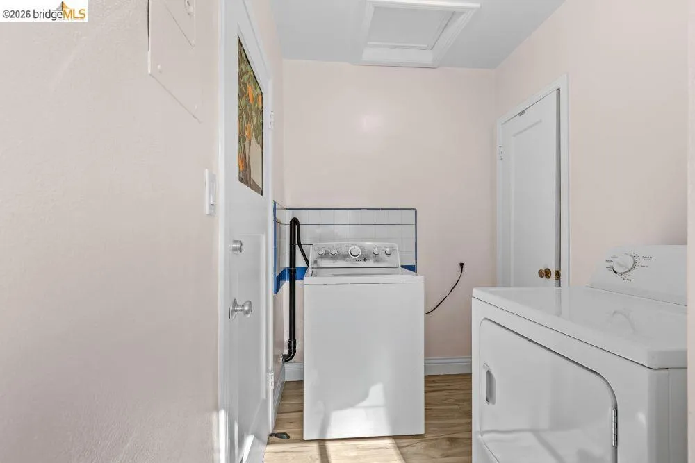 2214 U ST Sacramento, CA 95818
