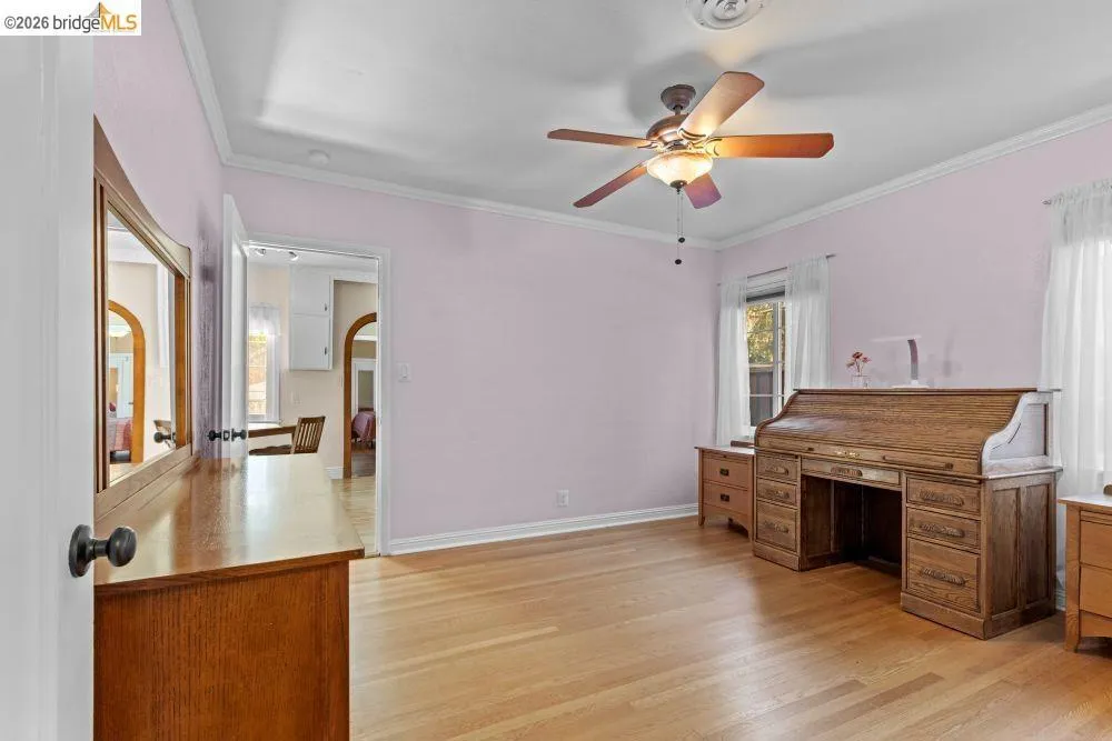 2214 U ST Sacramento, CA 95818