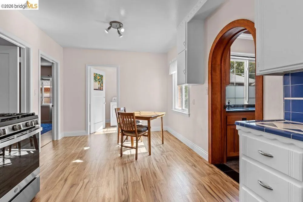 2214 U ST Sacramento, CA 95818