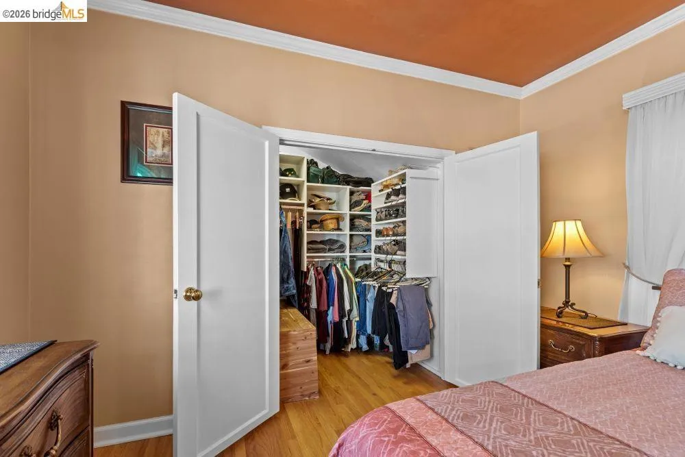 2214 U ST Sacramento, CA 95818