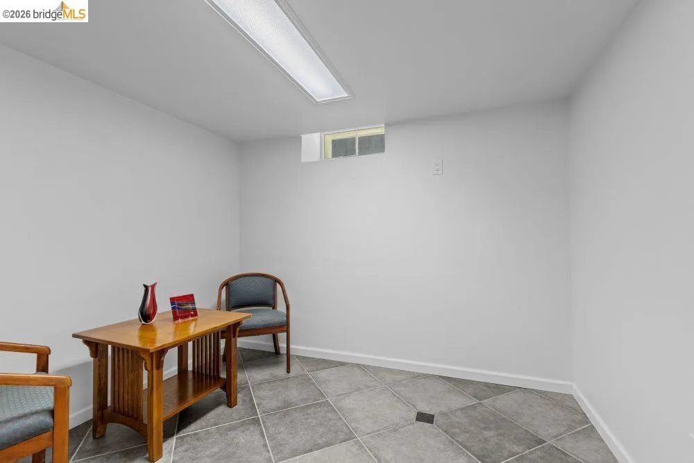 2214 U ST Sacramento, CA 95818