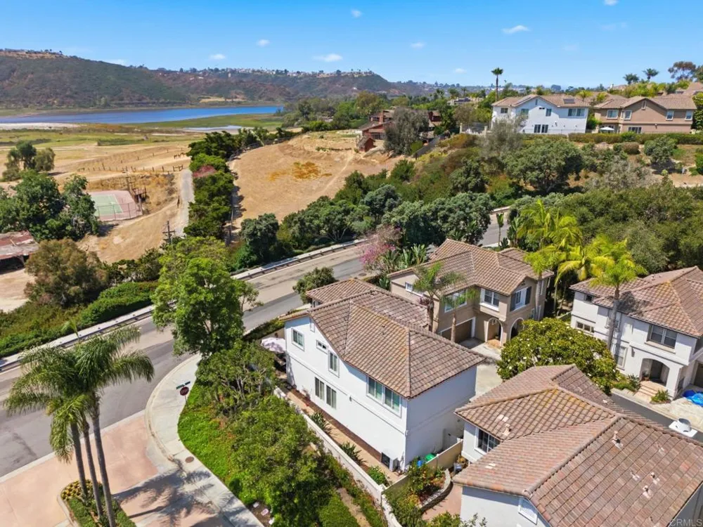 7215 Willet Circle Carlsbad, CA 92011