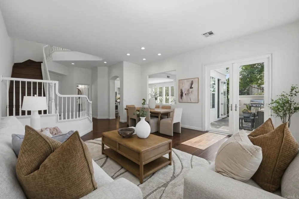 7215 Willet Circle Carlsbad, CA 92011