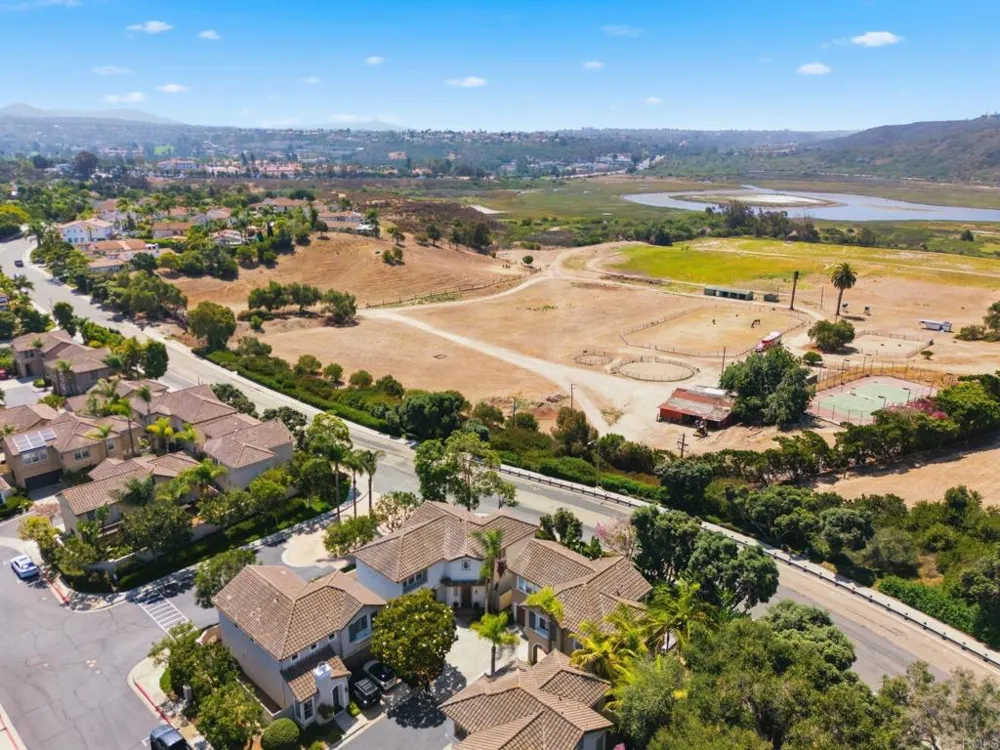 7215 Willet Circle Carlsbad, CA 92011