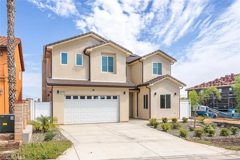 1751 Duncan Corona, CA 92881
