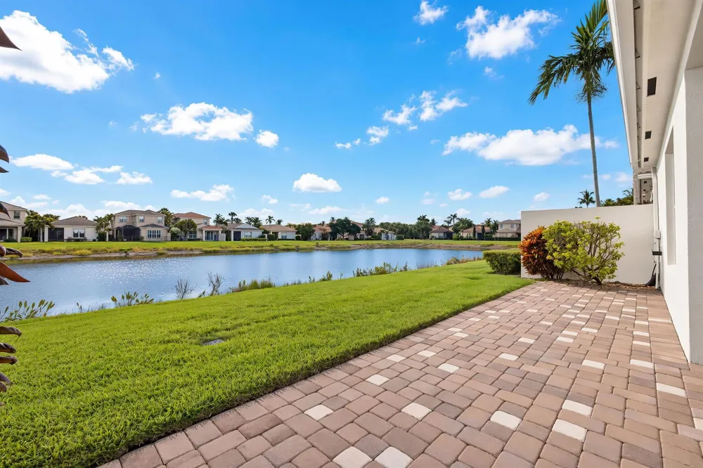 206 ISLE VERDE WAY Palm Beach Gardens, FL 33418