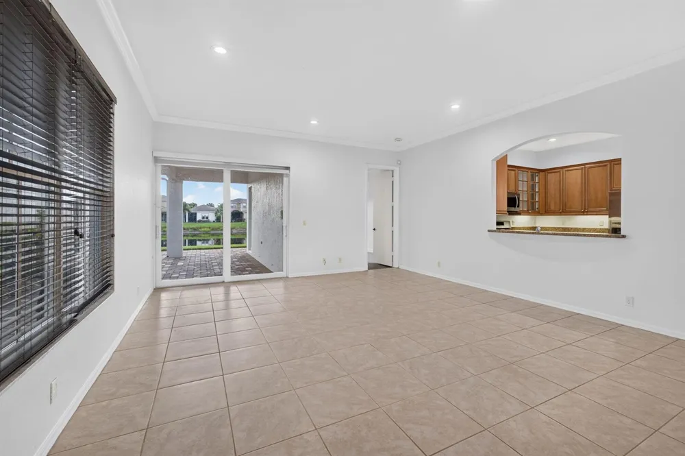 206 ISLE VERDE WAY Palm Beach Gardens, FL 33418