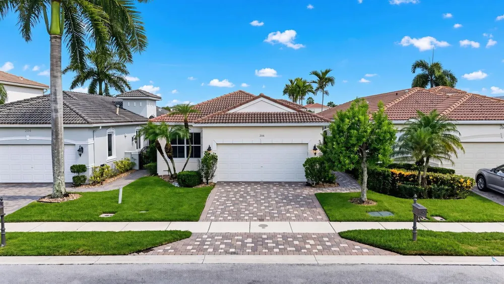 206 ISLE VERDE WAY Palm Beach Gardens, FL 33418