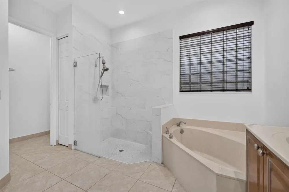 206 ISLE VERDE WAY Palm Beach Gardens, FL 33418