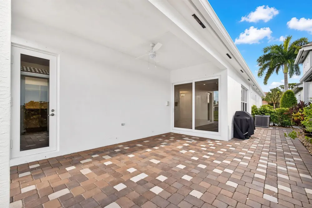 206 ISLE VERDE WAY Palm Beach Gardens, FL 33418
