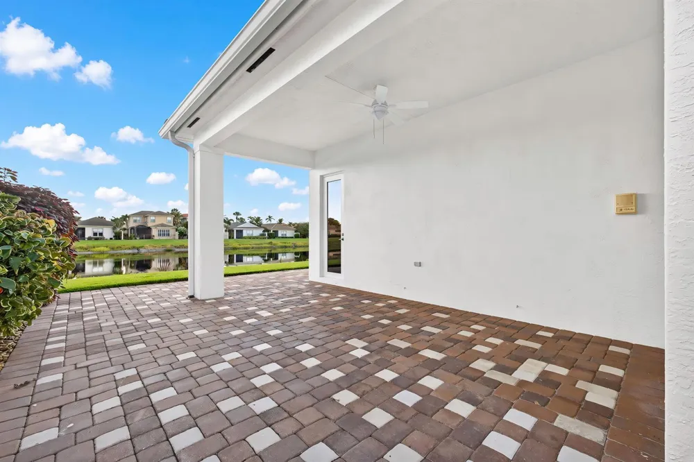 206 ISLE VERDE WAY Palm Beach Gardens, FL 33418