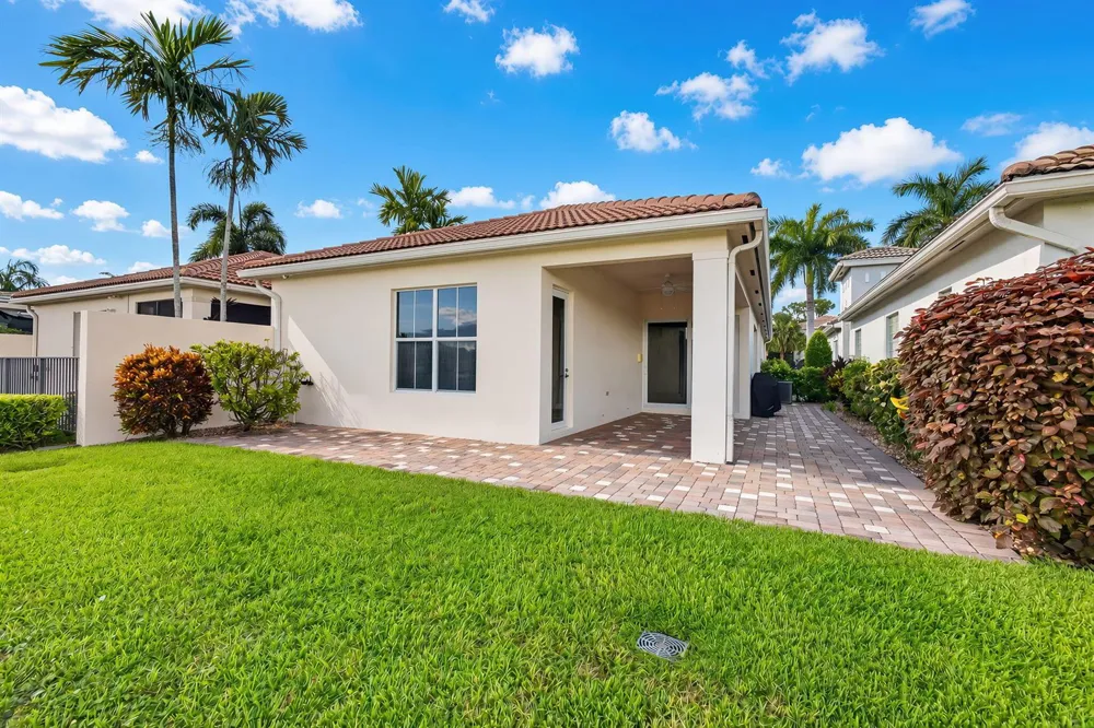 206 ISLE VERDE WAY Palm Beach Gardens, FL 33418
