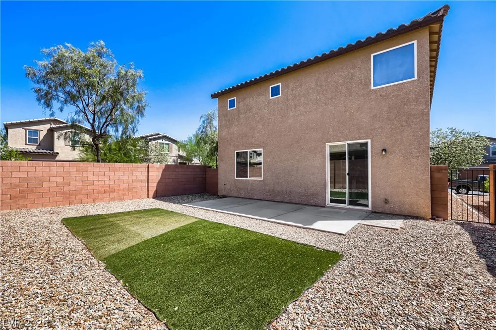 10533 Grey Adler Street Las Vegas, NV 89179