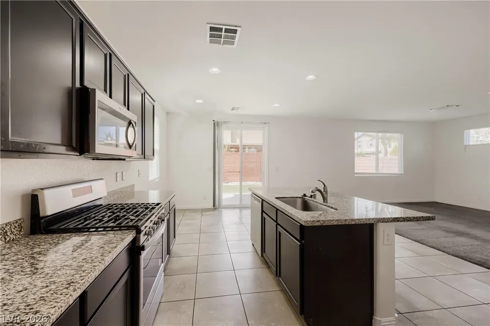 10533 Grey Adler Street Las Vegas, NV 89179