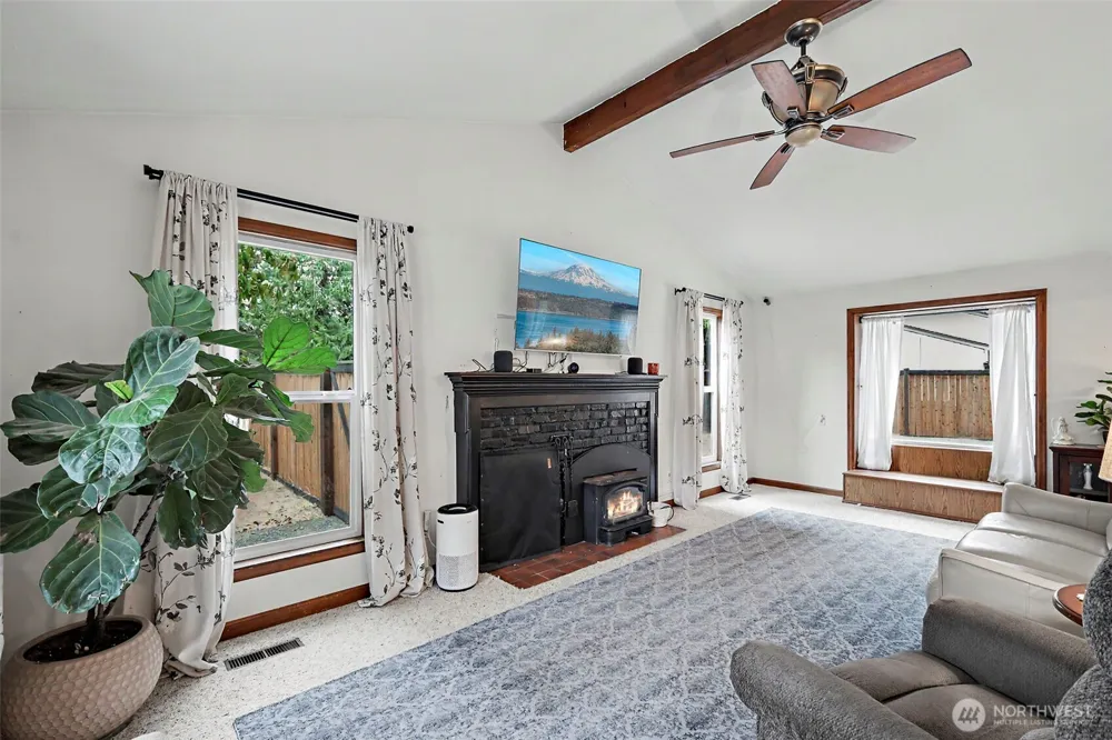 33825 133rd Avenue SE Auburn, WA 98092