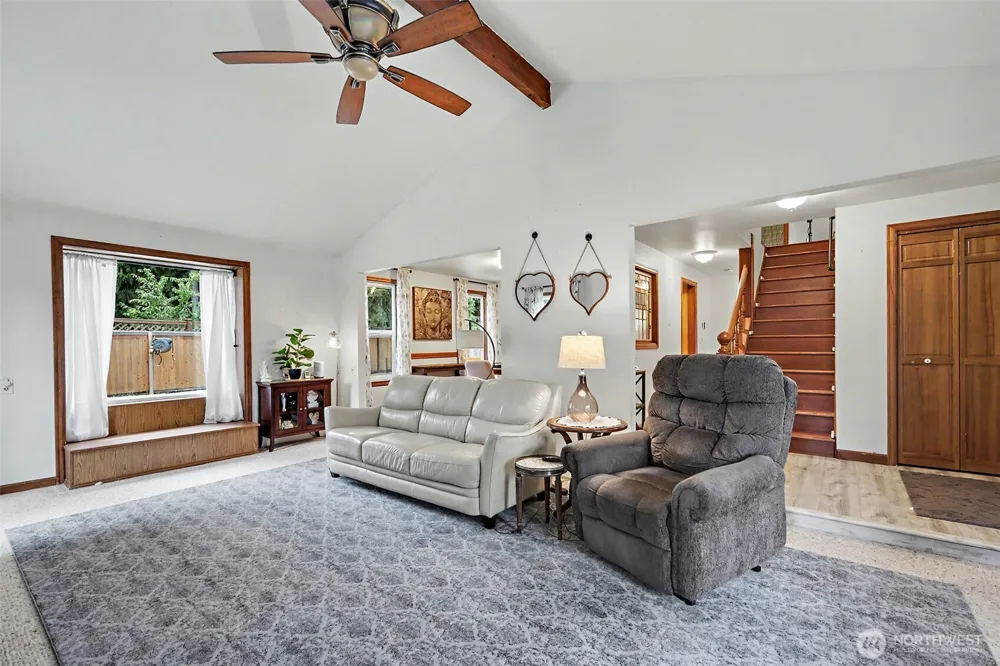 33825 133rd Avenue SE Auburn, WA 98092