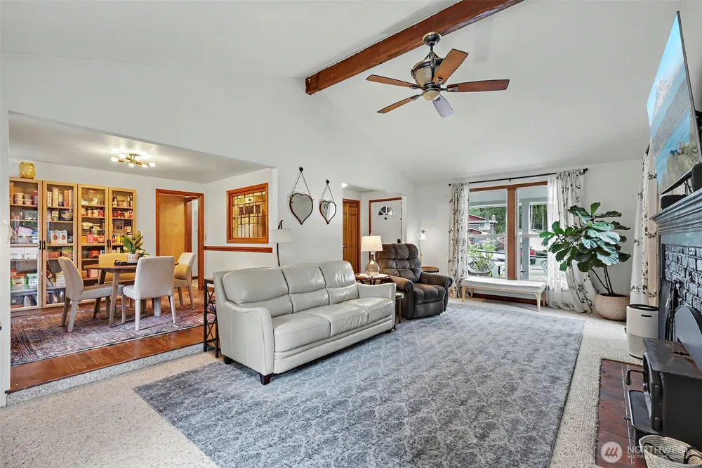 33825 133rd Avenue SE Auburn, WA 98092