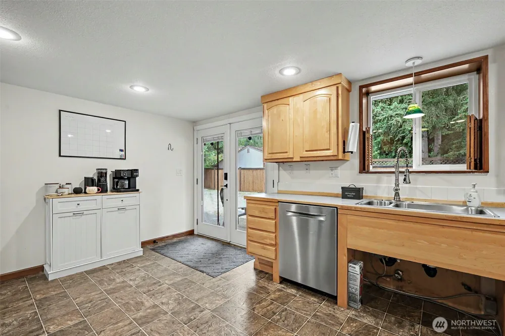 33825 133rd Avenue SE Auburn, WA 98092