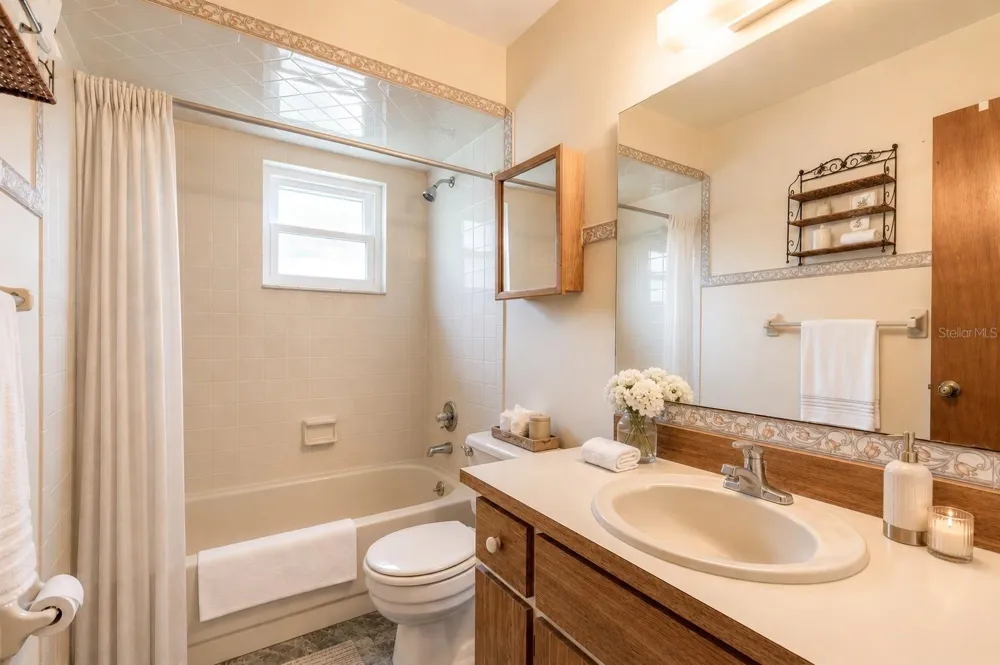 312 SANDPIPER COURT Edgewater, FL 32141